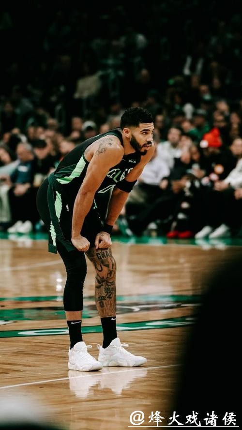 塔图姆26+9富尼耶单节20分 绿军射落火箭 塔图姆26+9富尼耶单节20分 绿军射落火箭